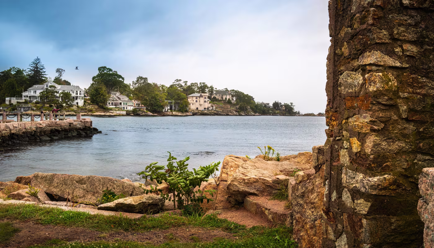 Stonewall and rocky bank in Branford bay in Connecticut
